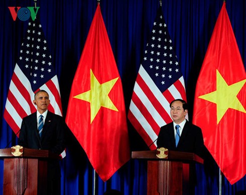 Staatspräsident Tran Dai Quang führt Gespräch mit US-Präsident Obama - ảnh 1